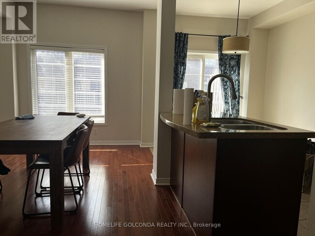 Photo - 139 Chapman Ct