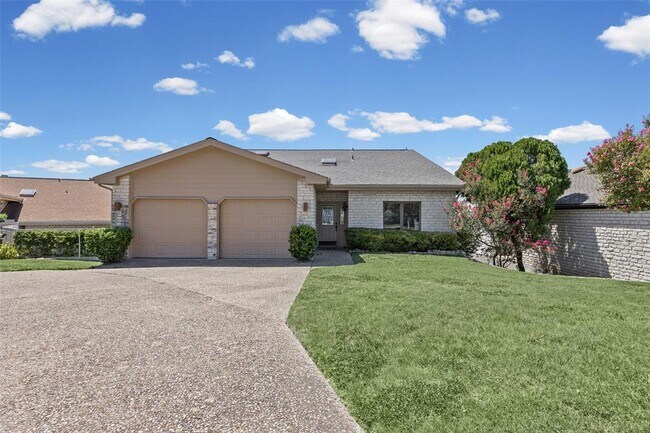 Photo - 114 Paragon Ct