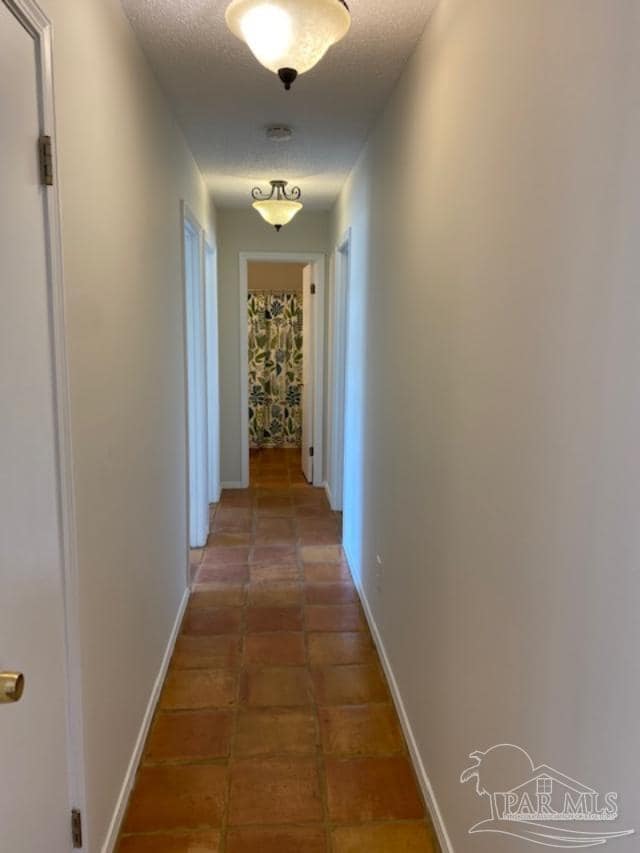 Photo - 210 Norwich Dr