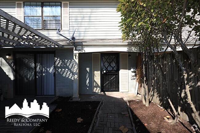 Building Photo - 6760 Racquet Club Dr Rental