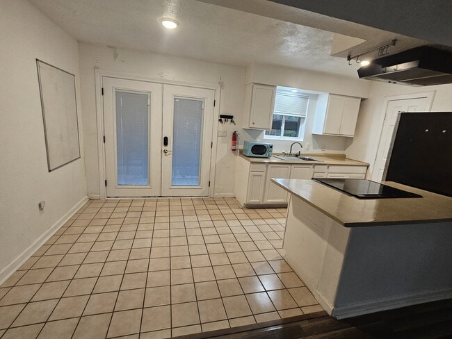 Photo - 1011 Hamblen Rd Unidad 404