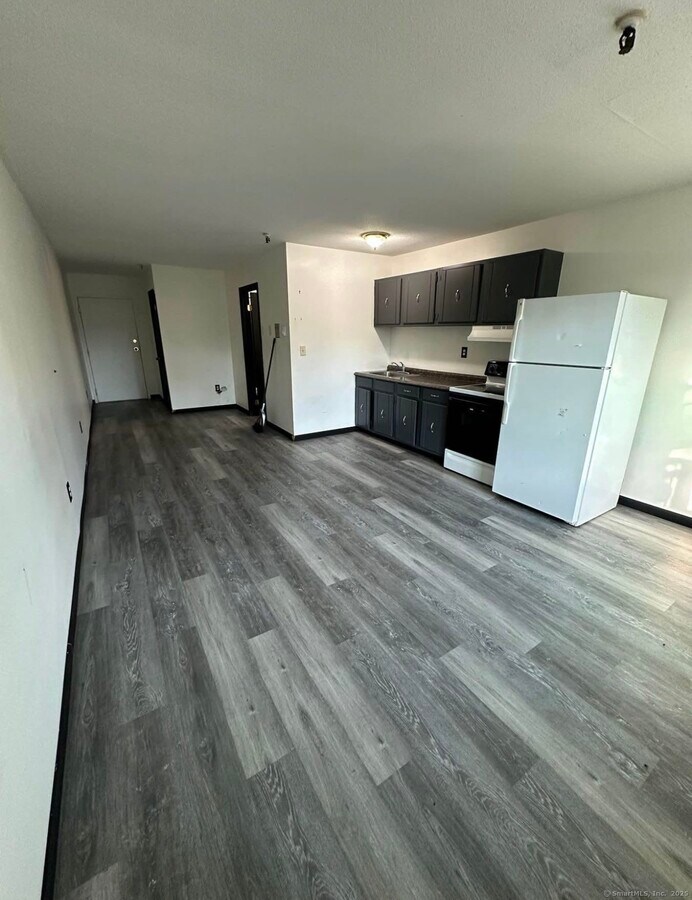 Photo - 1660 E Main St Unit 6c