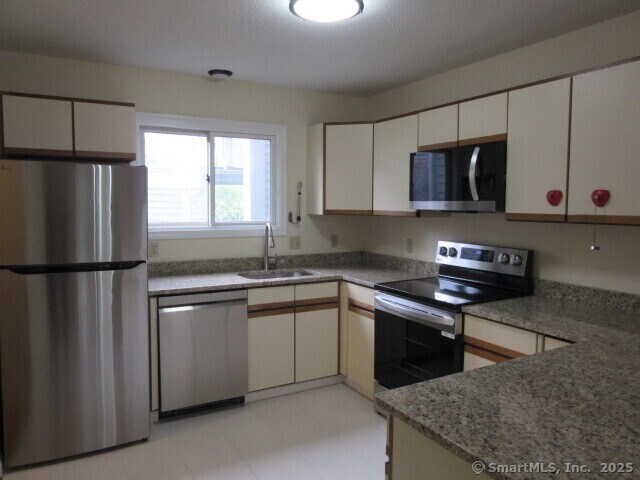 Photo - 31 Rivermead