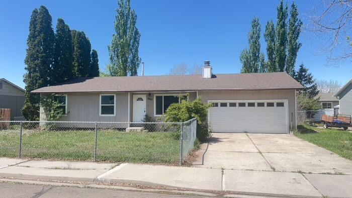 Awesome Bath Provo Home w yard and attache... - Awesome Bath Provo Home w yard and attache...