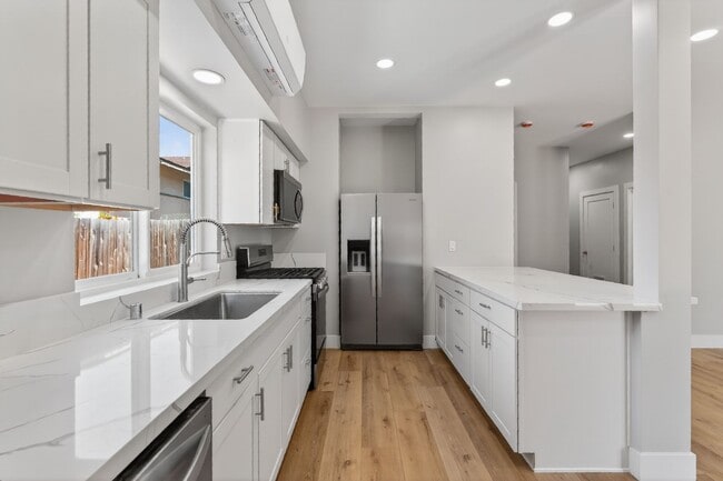 Photo - 1520 Independence Way Unit 3