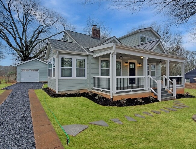 Photo - Minutes from Downtown Greenville in a Beautifully Remodeled Custom Home!