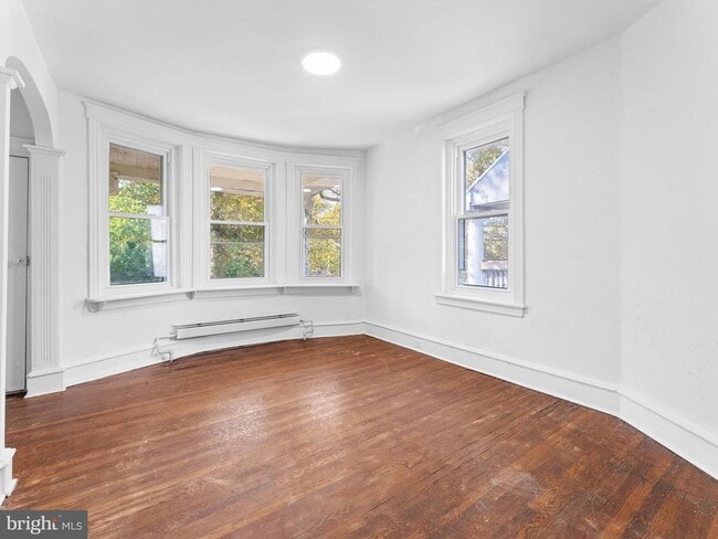 Photo - 508 Midvale Ave