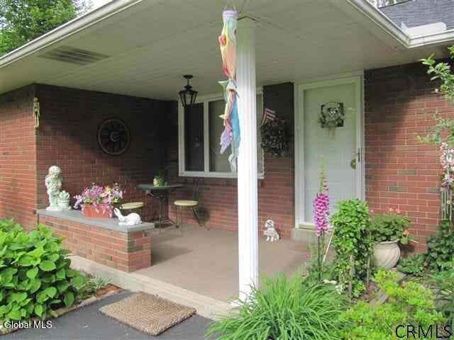 Photo - 275 Bloomingrove Dr