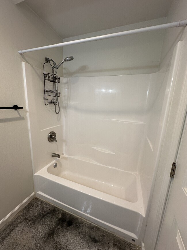 Photo - 2315 Tavern Rd