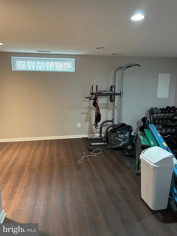 Building Photo - 11912 Benton Lake Rd