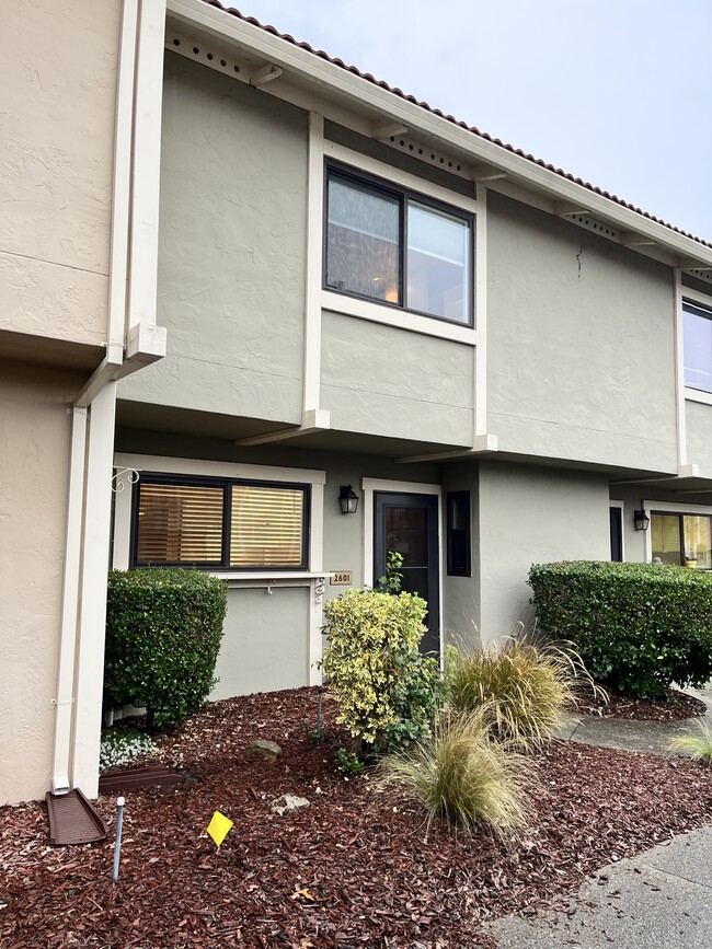 Photo - 2601 Vallejo St Townhome