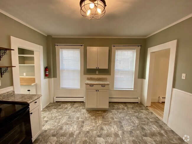 Building Photo - 115 Rumford St Rental