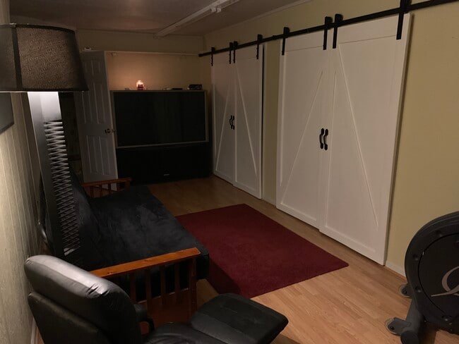 Downstairs - sitting area - 224 Amber Sky Dr Unit 224 b