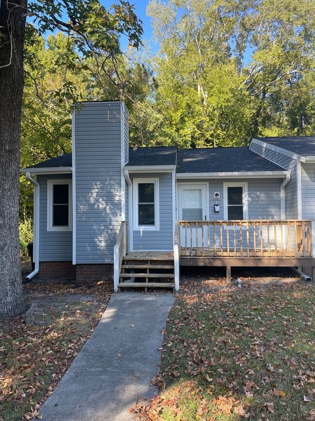 Building Photo - Duplex For Rent Rental
