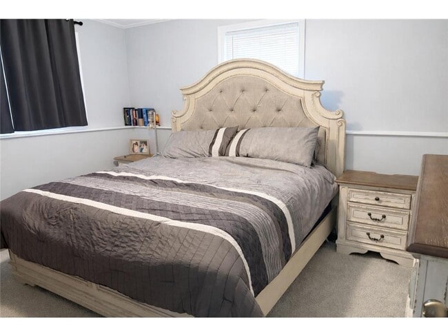 Photo - 102 Lake Ave S Unit 1