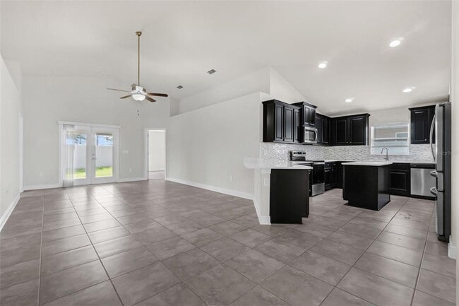 Photo - 424 Buchannan Dr