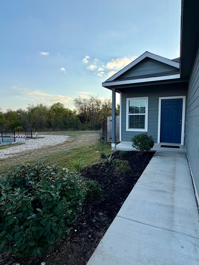 Photo - 2821 Dezmond Diamond Ct