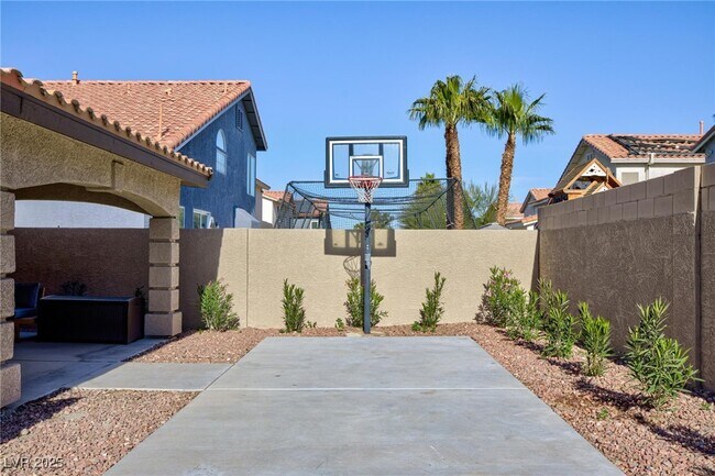 Photo - 9762 Silver Dusk Ct