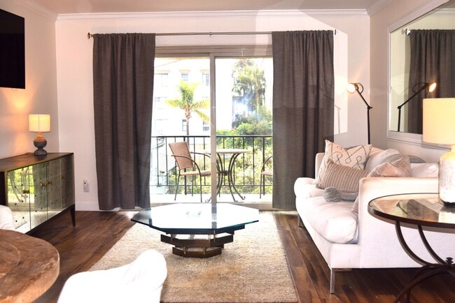 Photo - Sea Cliff Apartments