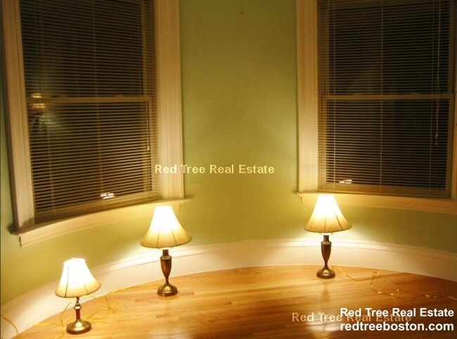 Photo - 12 Verndale St Unidad 2