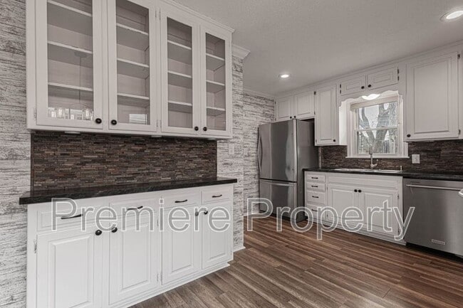 Photo - 1331 SW Horizon Dr