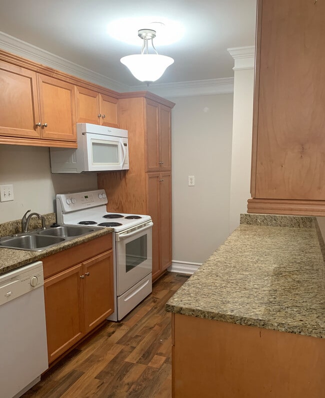 Brickettwood Apartments