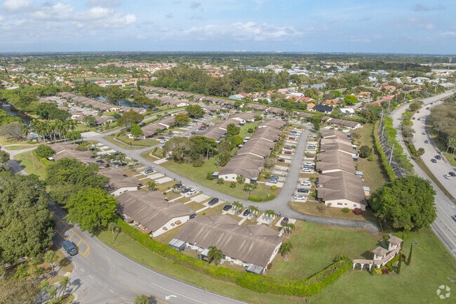 Photo - Delray Villas III