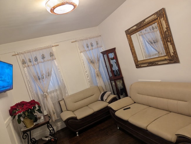 Photo - 217 John St Unit 217 JOHN ST 1ST FL