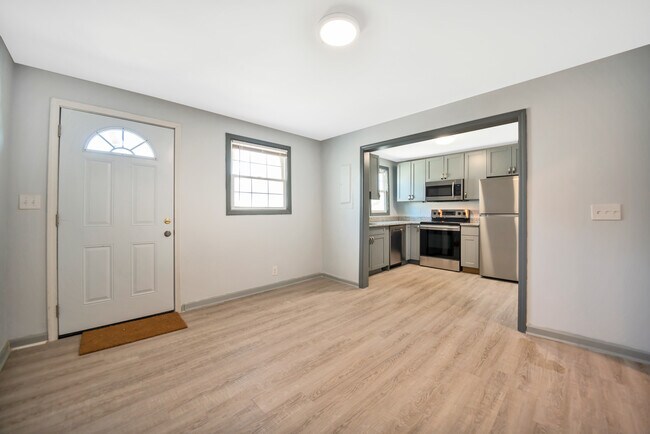 Photo - 2310 24th Ave N Unit B