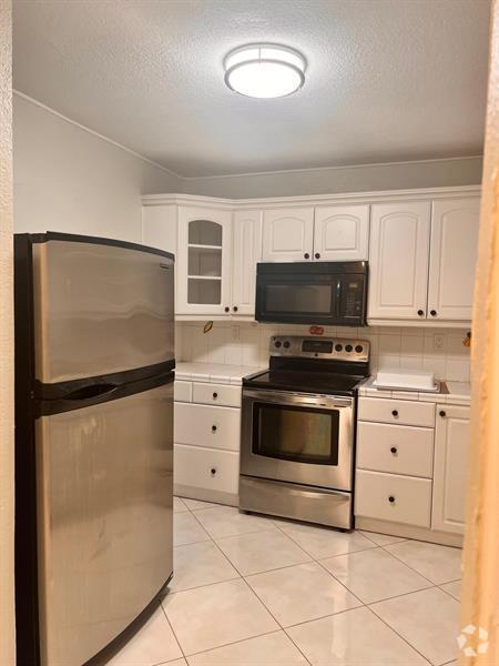 Building Photo - 22435 SW 61st Way Unit 221 Rental
