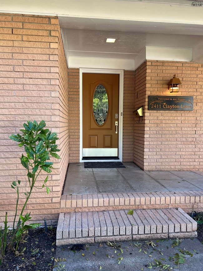 Photo - 2411 Clayton Ln