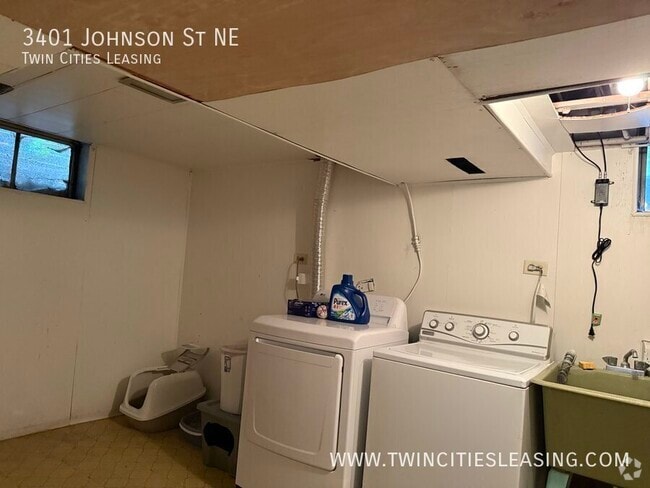 Building Photo - 3401 Johnson St NE Rental
