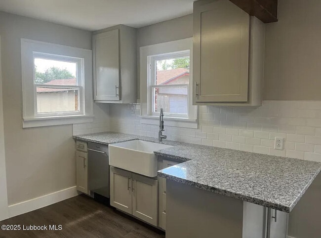 Photo - 2109 27th St