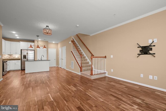 1304 Ribbon Limestone Terrace SE