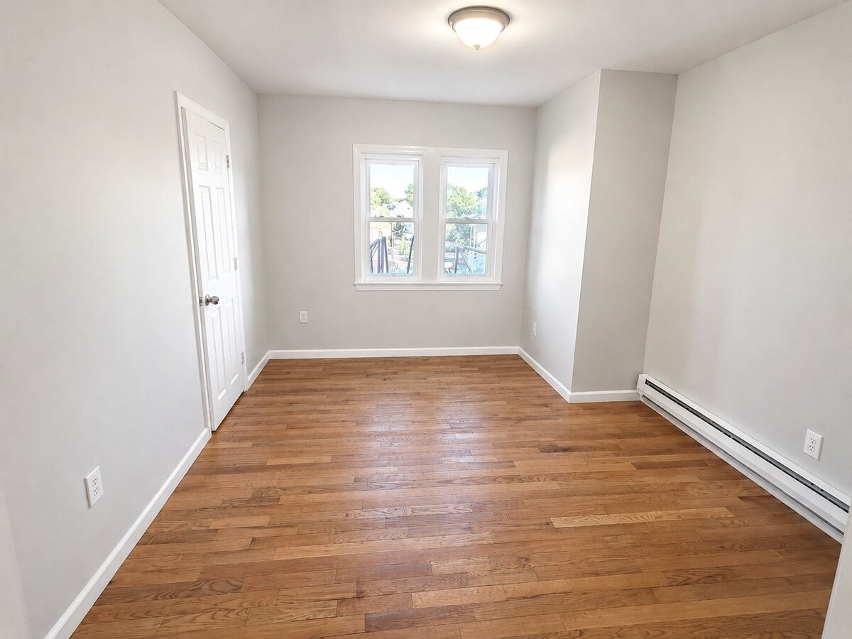 Photo - 86 Stuyvesant Ave. Unit 3