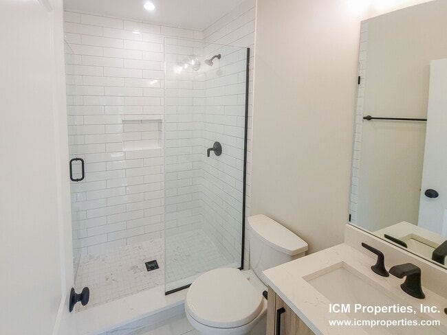 Photo - 2228 N Bissell St Unit 2237