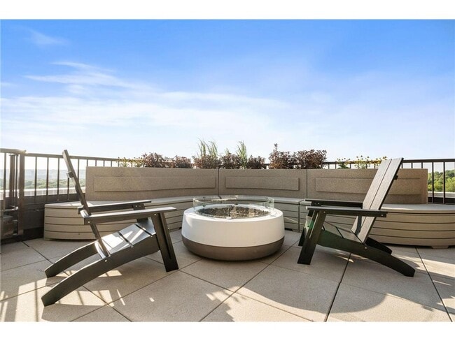 Photo - 470 Lexington Parkway S Unidad 518