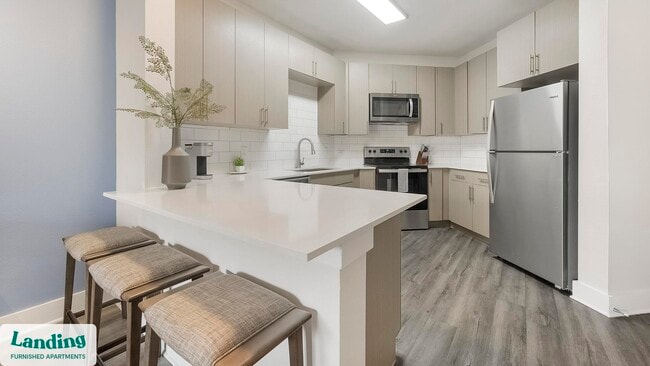 Photo - 810 W St Johns Ave Unidad 3062