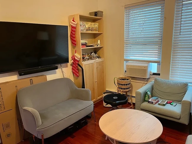 Photo - 103 Sciarappa St Unit 2