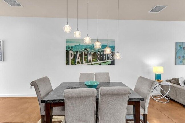 3563 Penny Ln