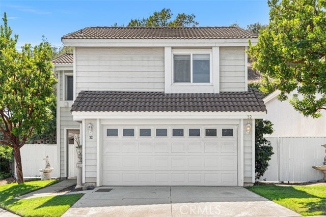 32 La Costa Ct