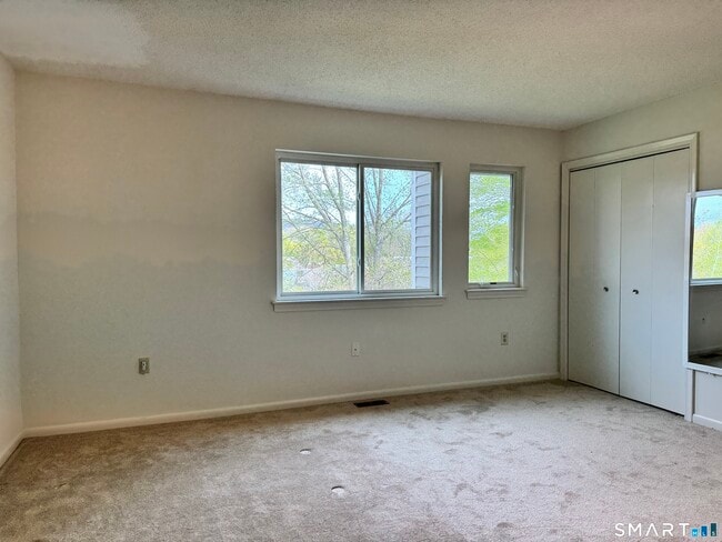 Photo - 11 Hilltop Dr Unit 11