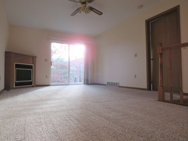 Photo - 5671 Gables Dr Unit 4