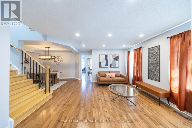 Photo - 2299 Yorktown Cir