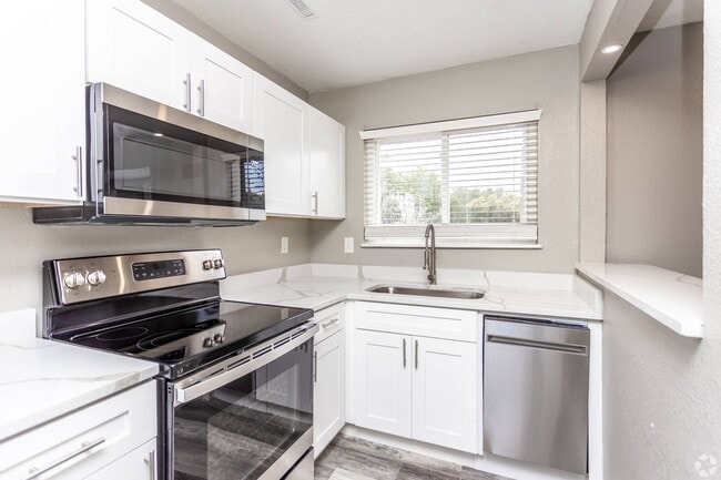 Photo - The LUX off Archer Apartments