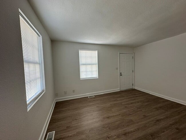 Photo - 1033 E Ocean View Ave Unidad 3