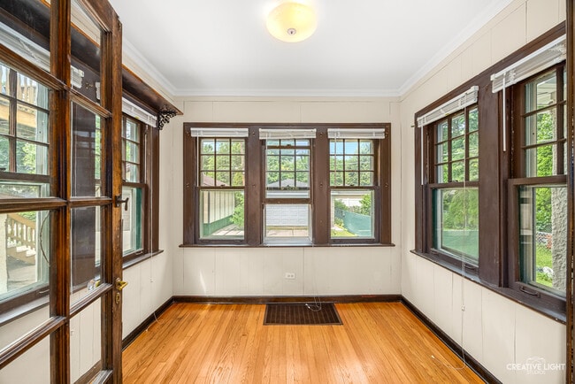Photo - 44 N Spring Ave