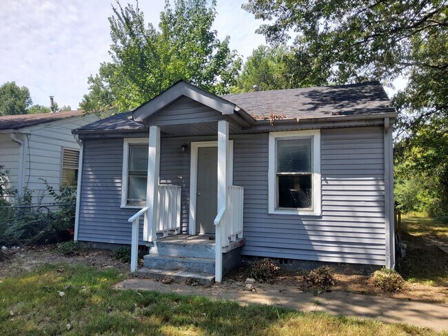 2887 Woodlawn Terrace