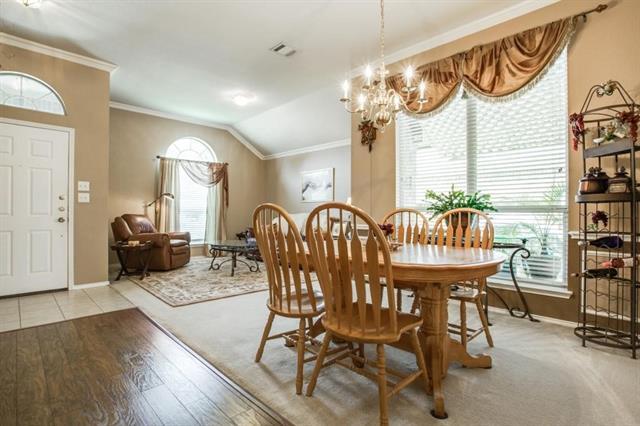 Photo - 4408 Emerald Leaf Dr