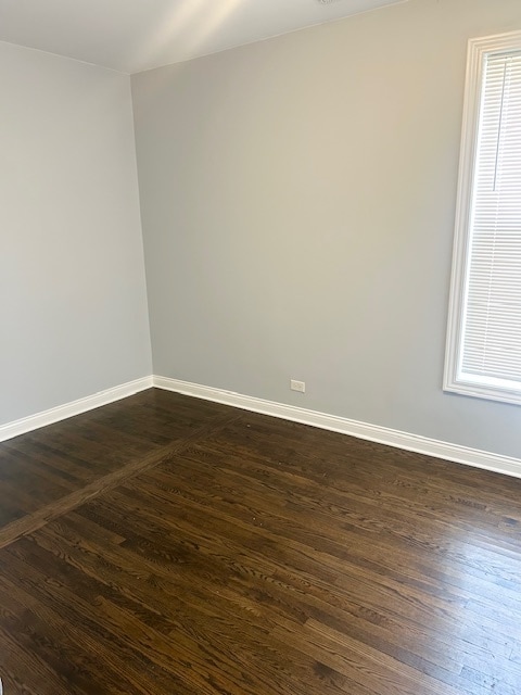 Photo - 627 E 89th Pl